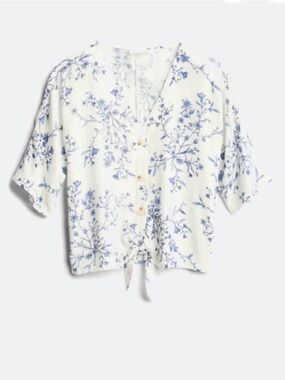 Floral blouse - Blue and White